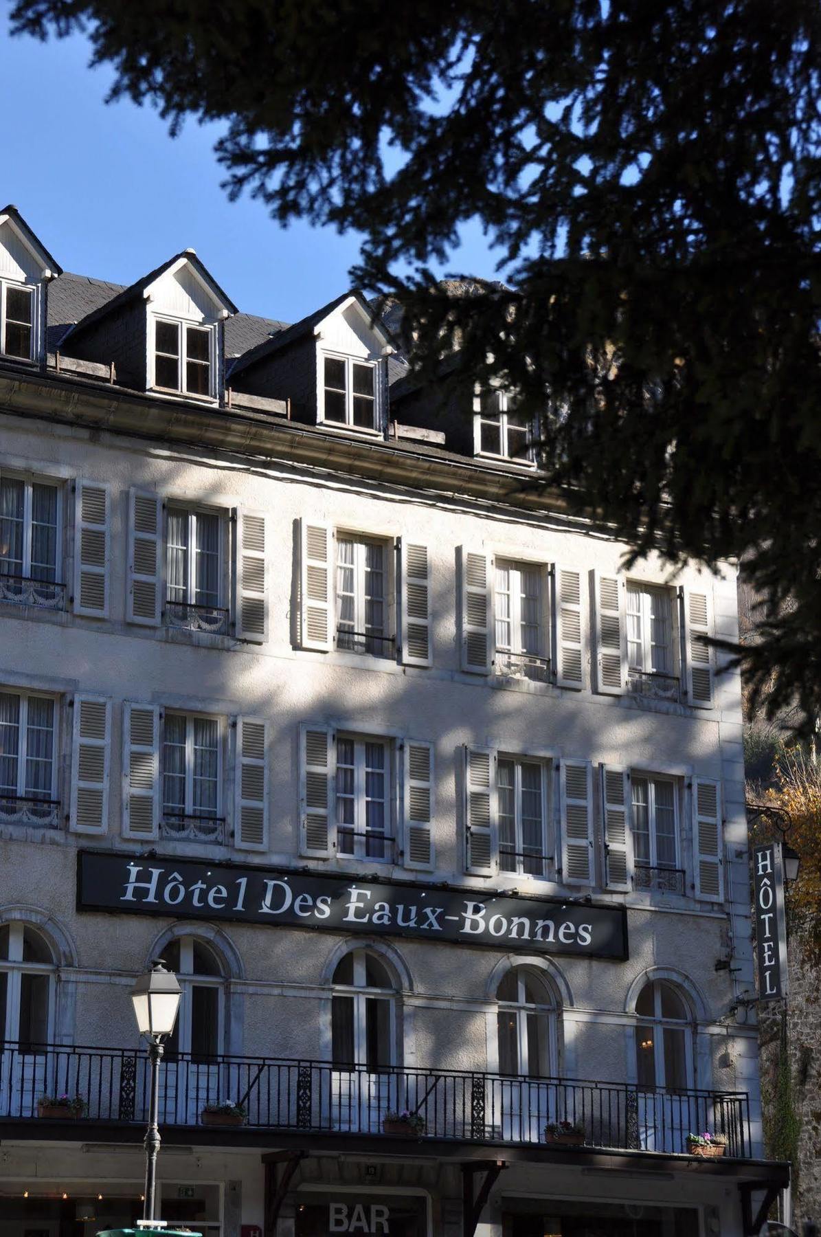 Hotel Des Eaux-Bonnes Exteriör bild