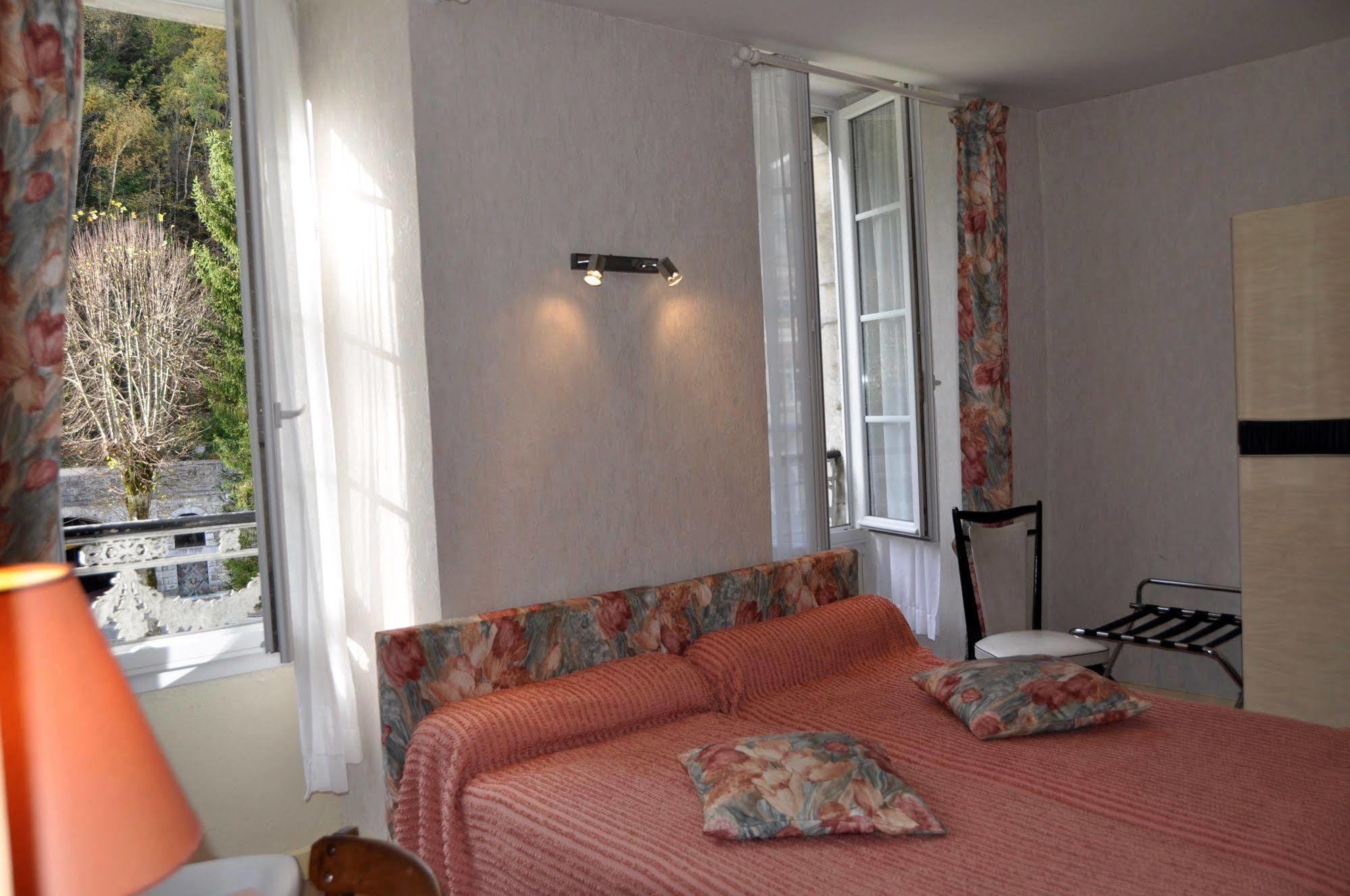Hotel Des Eaux-Bonnes Exteriör bild